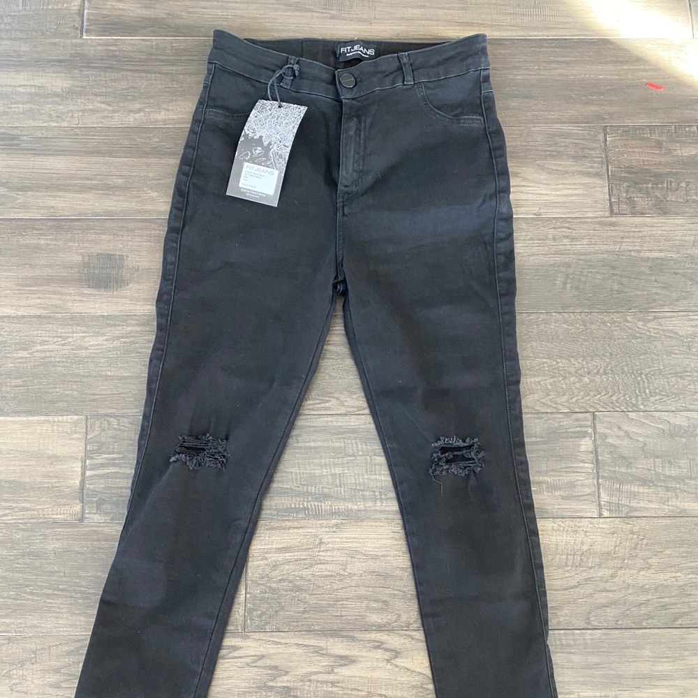 FITJEANS  Brand New Ripped High-waisted